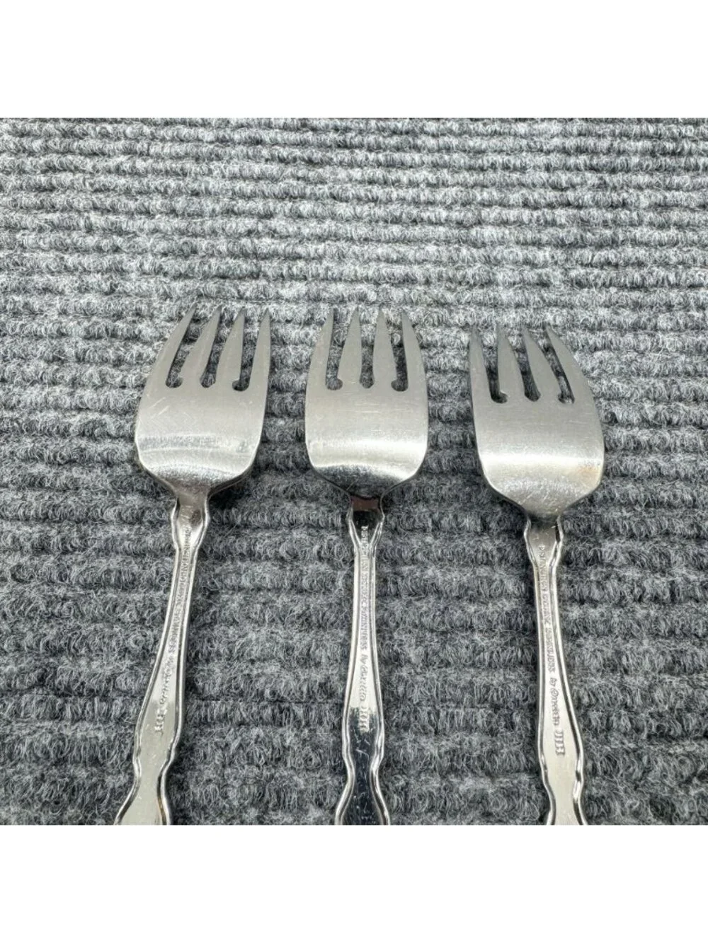 Lot Of 3 Oneida VALERIE Dessert Salad Forks Distinction Deluxe HH Stainless